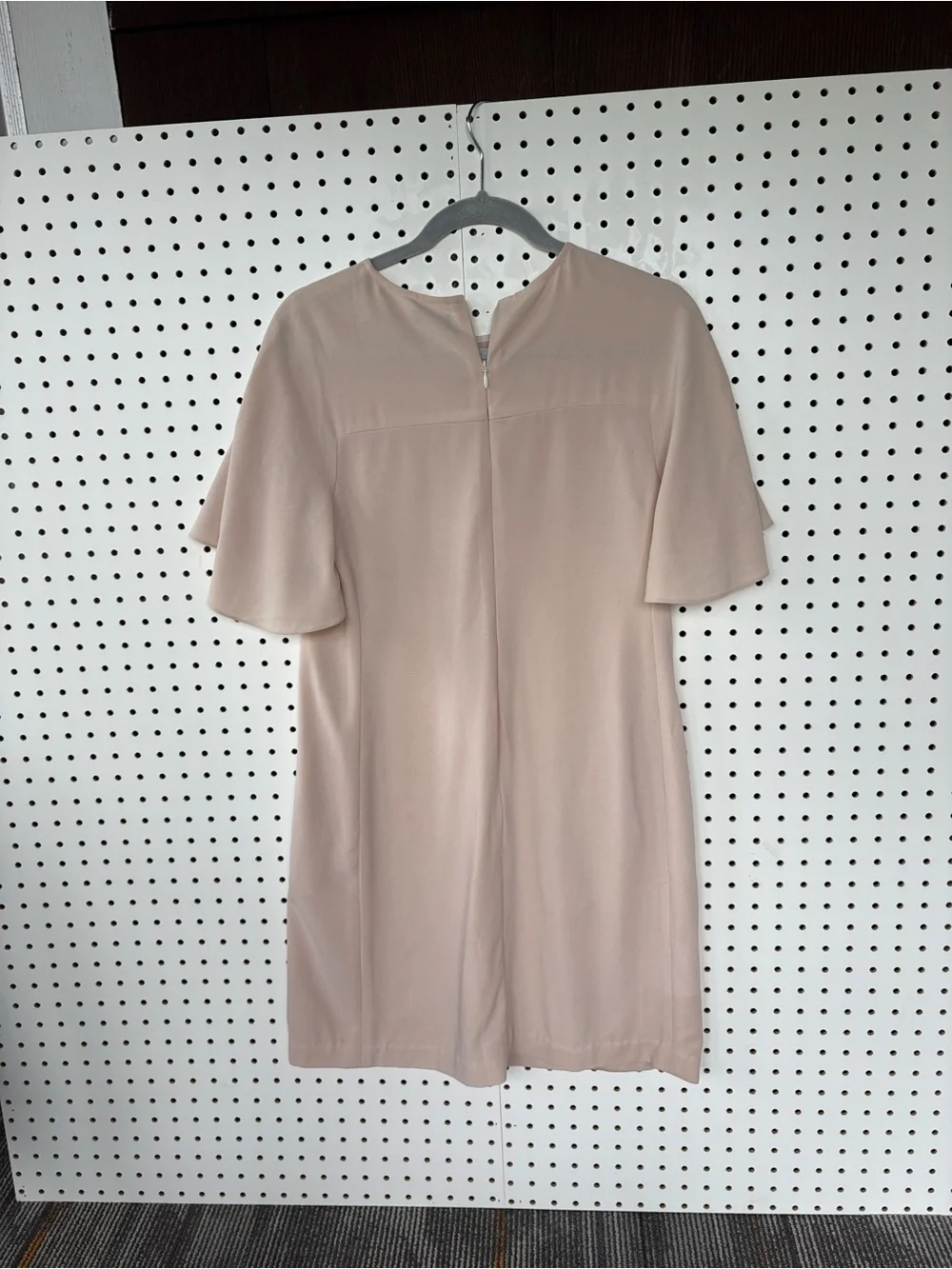 Huong Elegant Blush Short Sleeve dress with pockets size Small